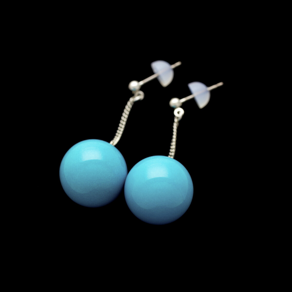 ピアス